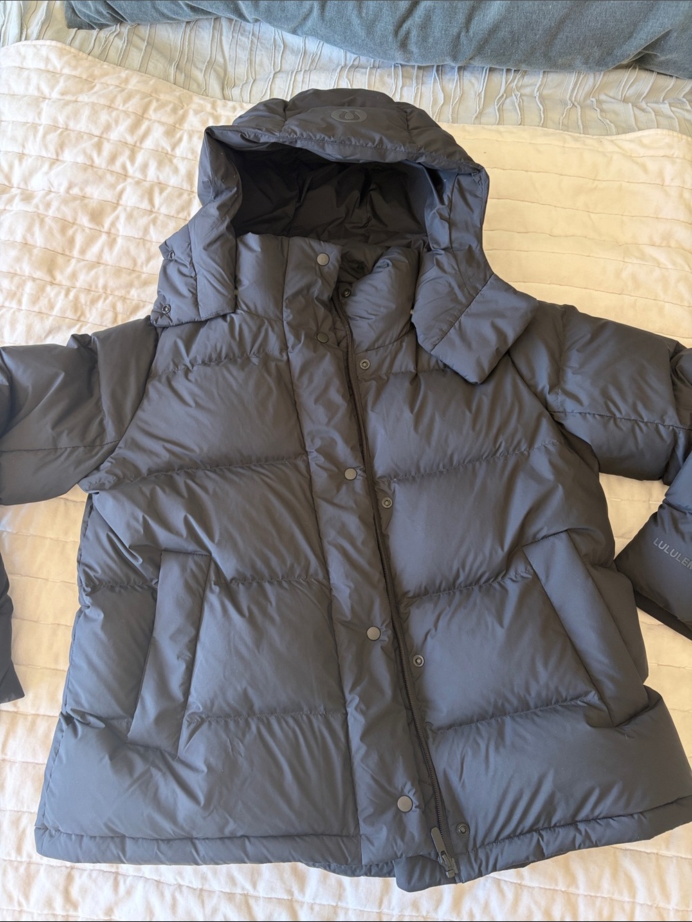 Lululemon Wunder Puff 600 Fill Jacket - Black size 8